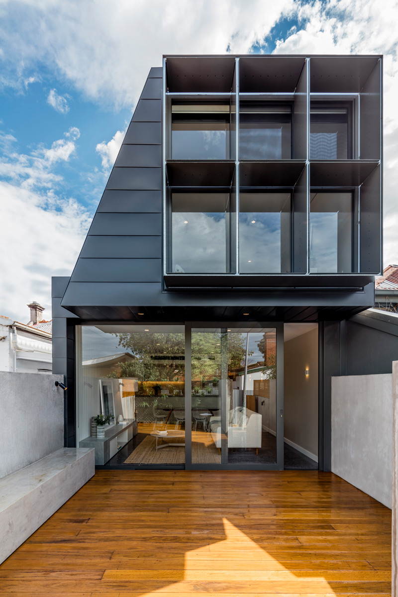 Windust-Architecture-X-Interiors-carlton-terrace-rear-view-straight