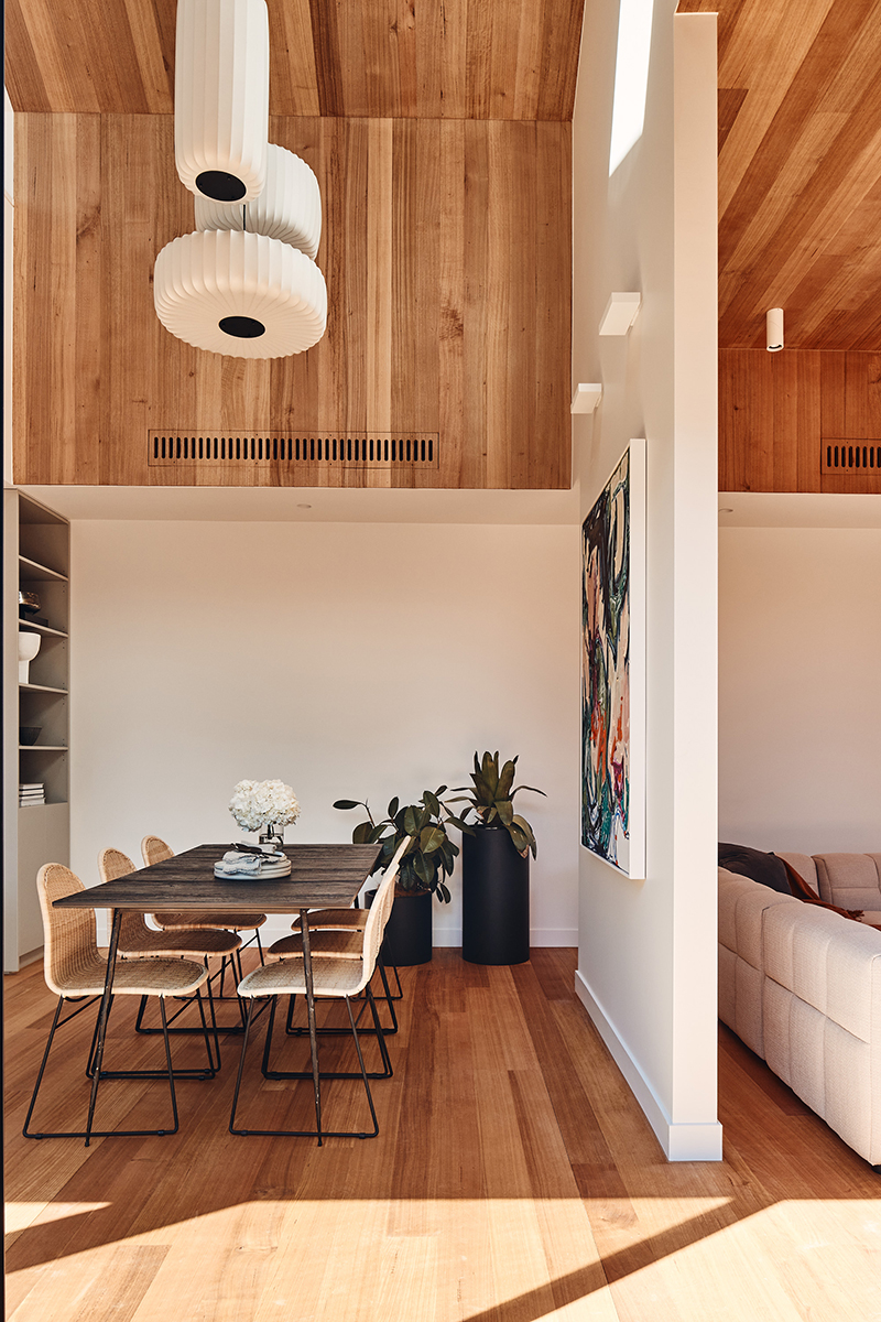 Windust-Architecture-X-Interiors-jessie-oh-jessie-dining-living-divider-wall